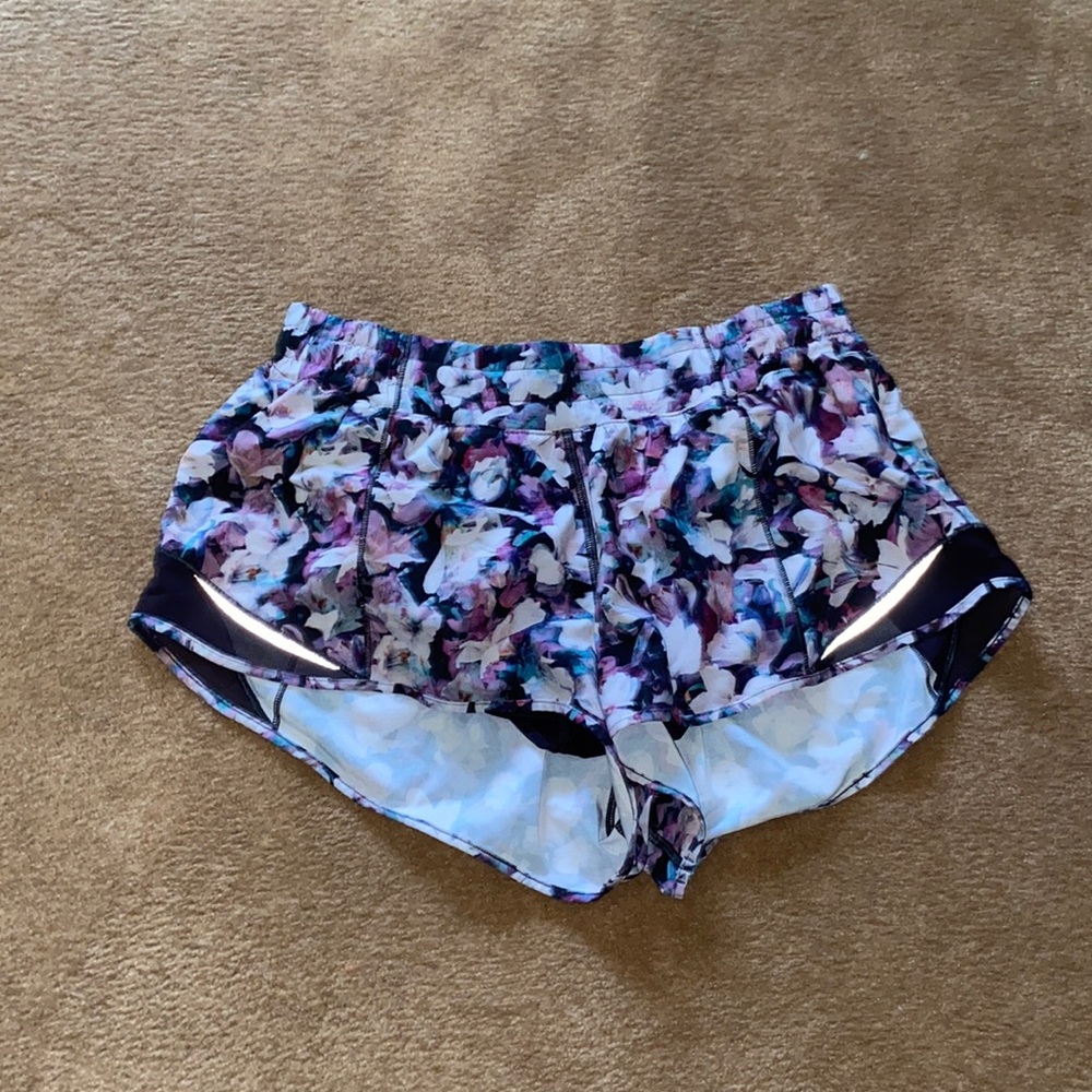 floral lululemon hotty hot 2.5